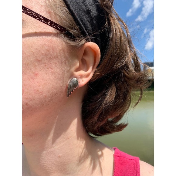 21Vintage Silver Angel Wing Earrings | Vintage Bird Wing Earrings| Wing Earrings - Picture 2 of 4